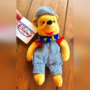 NWT Vintage DISNEY Winnie The Pooh "CHOO CHOO POOH" Bean Bag Plush Train
